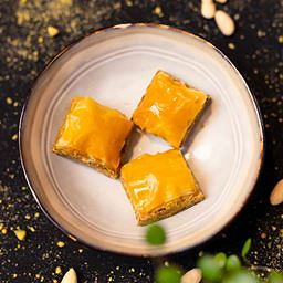 BAKLAWA 3 PIECES
